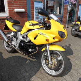 Gelbes sportliches Motorrad